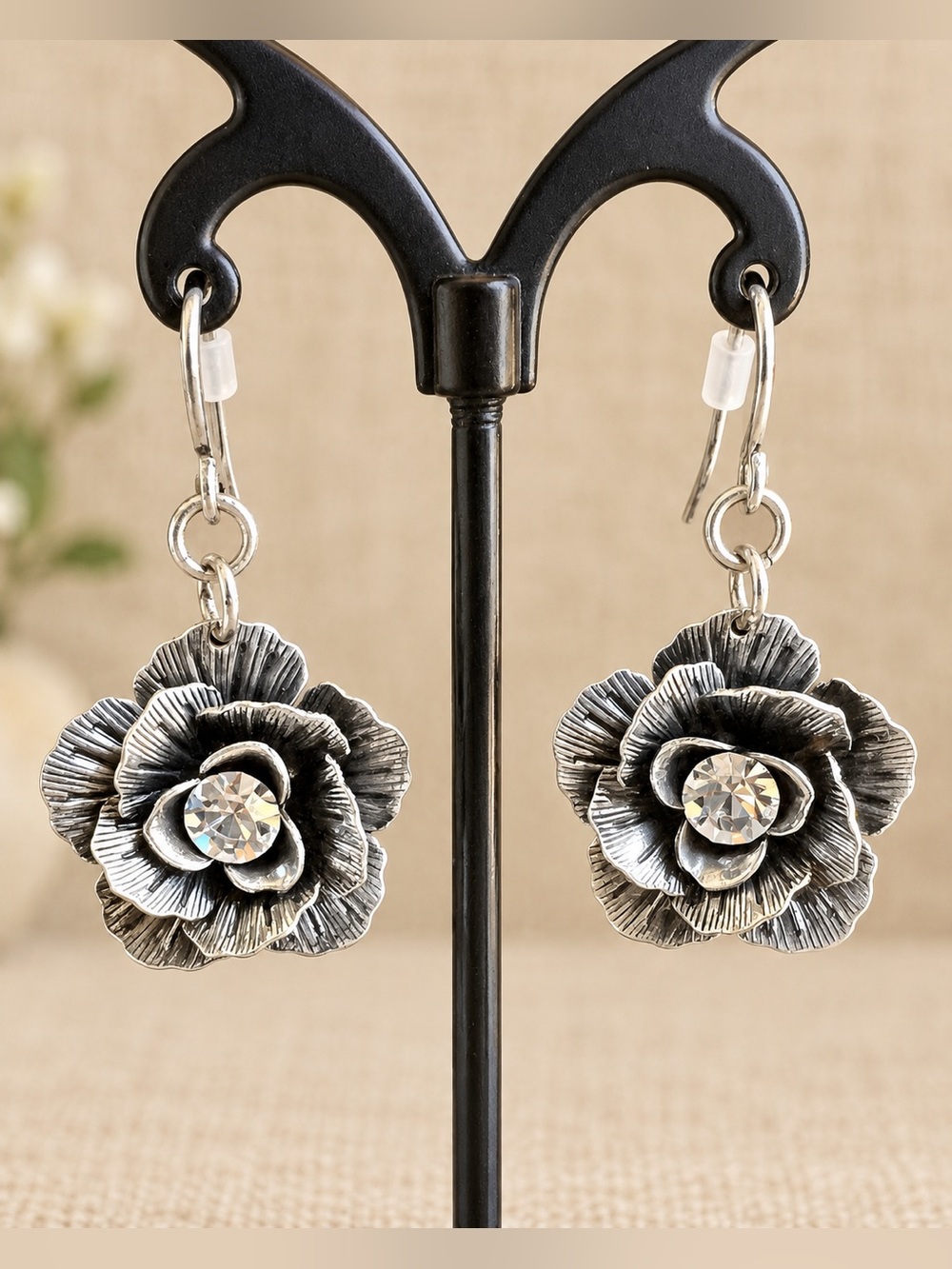 Premier Designs EDEN Drop Earrings Antique Silvertone Crystal EUC 1.25" #703
